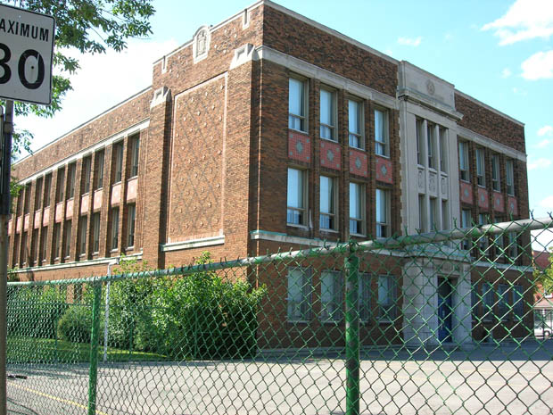 Barclay  School