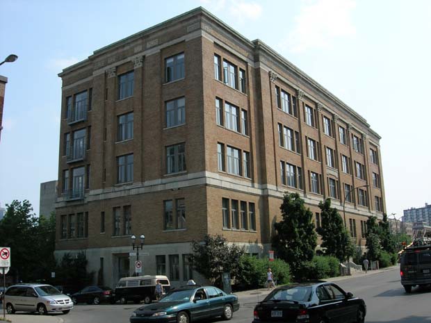 Thomas Darcy McGee School