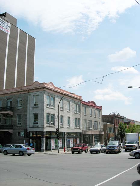 boulevard Saint-Laurent coin Saint-Joseph