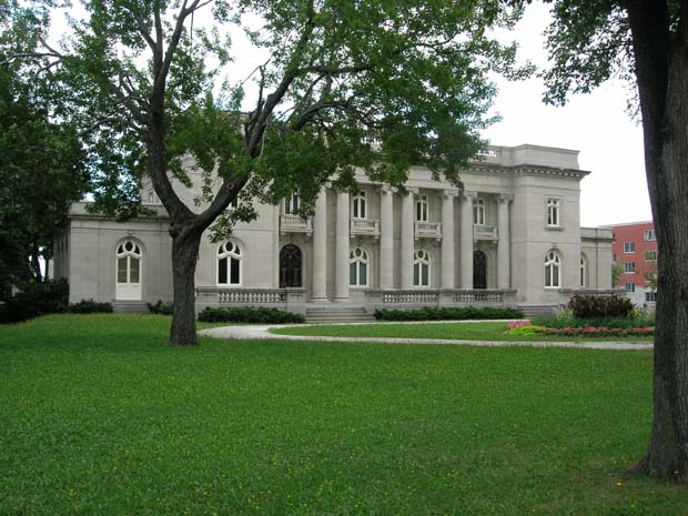 Chateau Dufresne