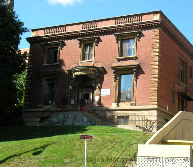 Maison J. Henry Birks