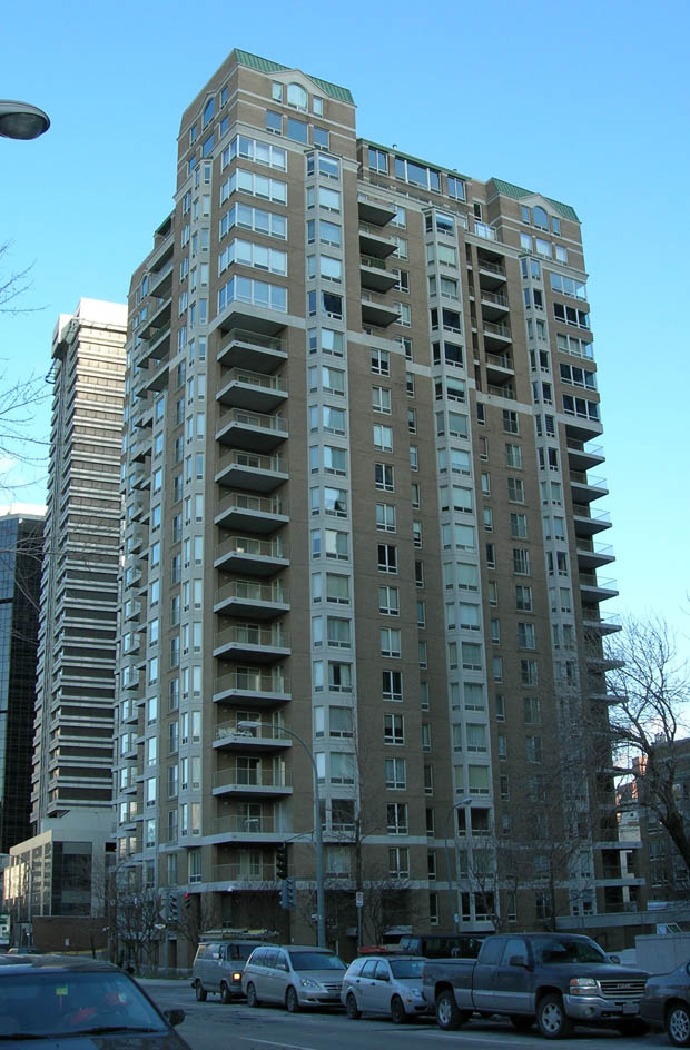 1 Wood Avenue
