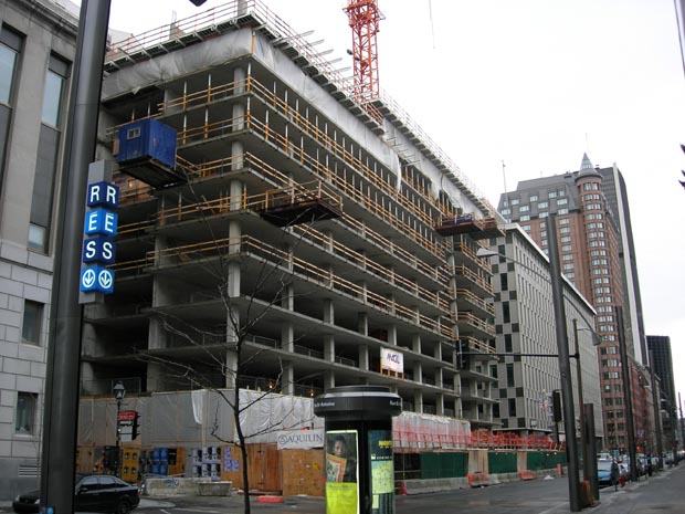 Les �toiles Condominium