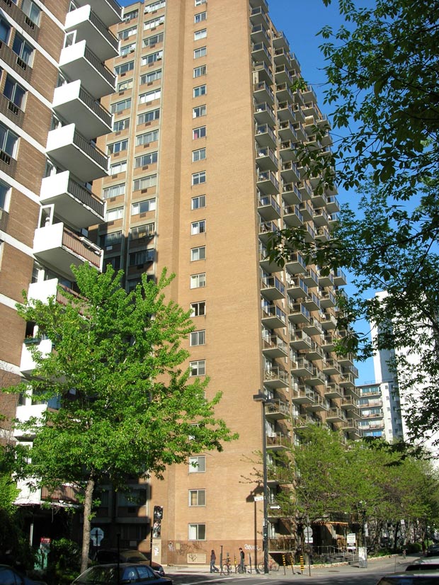 Trylon Tower Apartments