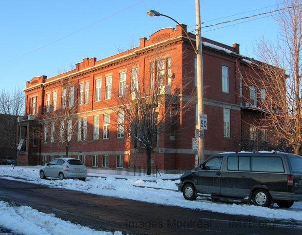 Lemoyne School