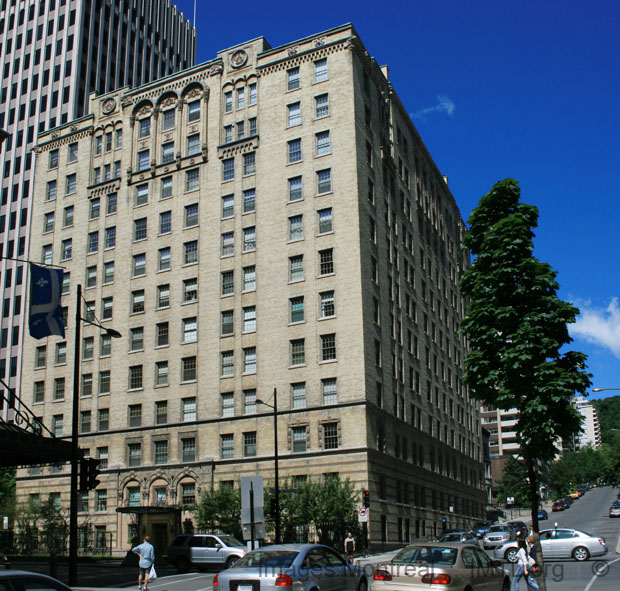Acadia Apartments