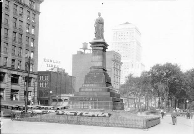 Square Victoria