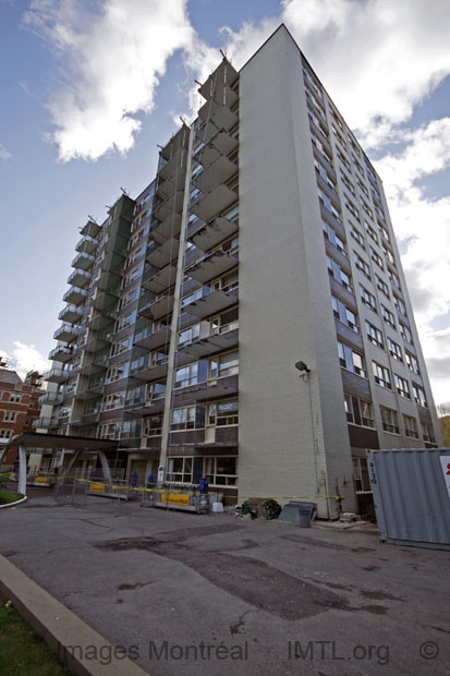 Apartments Chequers Place
