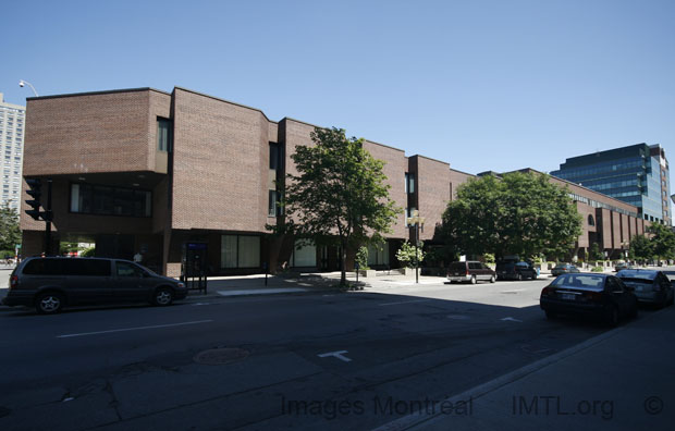 Pavillon Hubert-Aquin UQAM