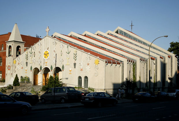 /Santa Cruz Portuguese Church