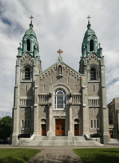 /St. Stanislas-de-Kostka Church