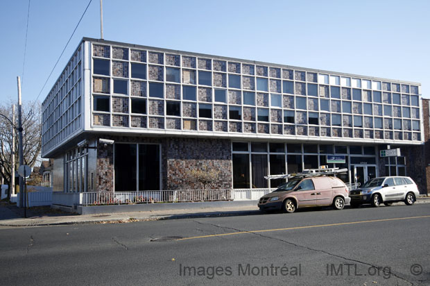 /Caisse populaire Saint-Jean-Vianney