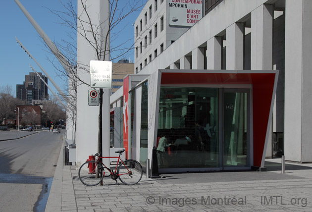 /Vitrines habitées