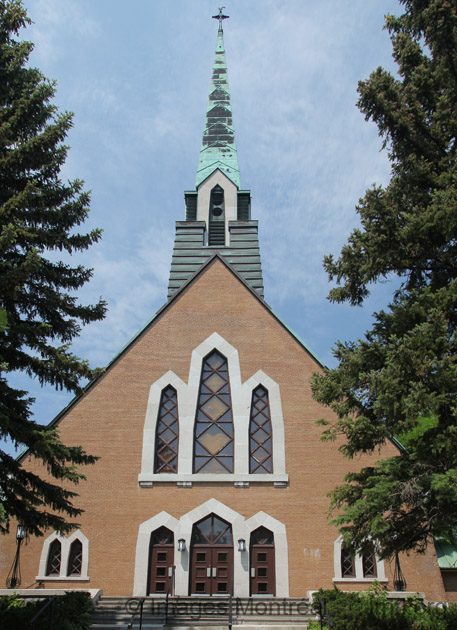 /Église Saint-André-Apôtre