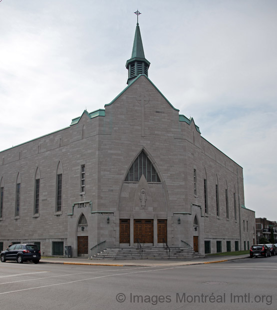 /Église Saint Thomas More 