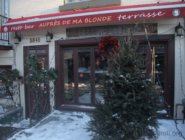 Bar Auprès De Ma Blonde