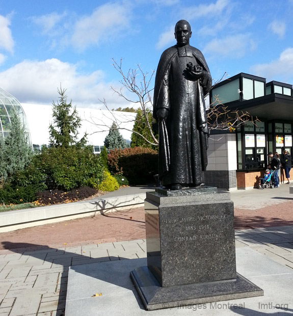 /Marie Victorin Monument