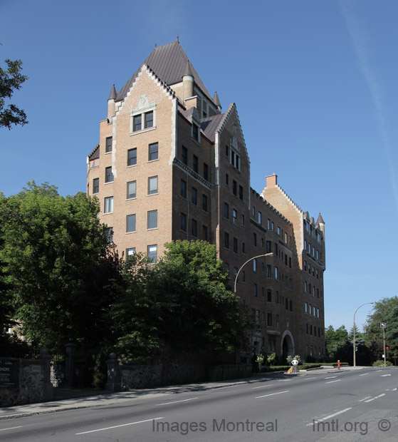 /Trafalgar Apartements