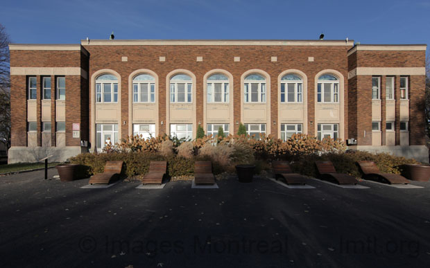 /Laurier Park Building