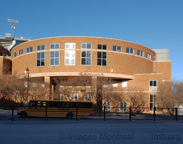 /Stade Couvert R. H. Tomlinson Fieldhouse