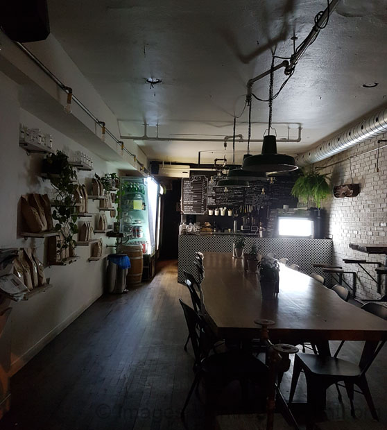 Café Moustache