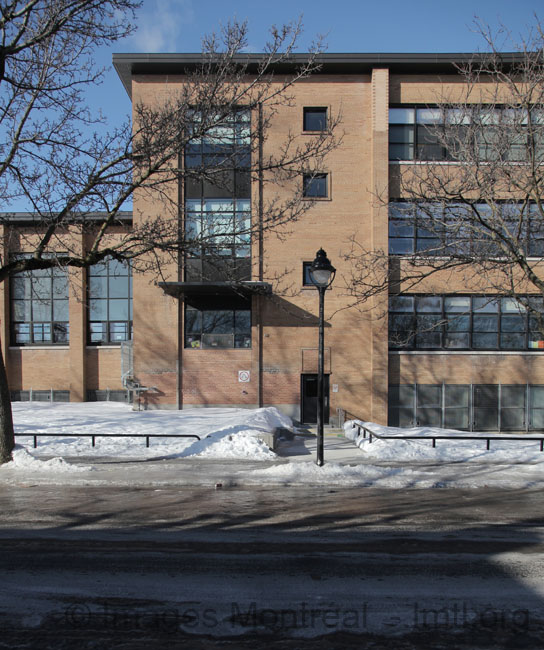 /Notre-Dame-du-Perpétuel-Secours School