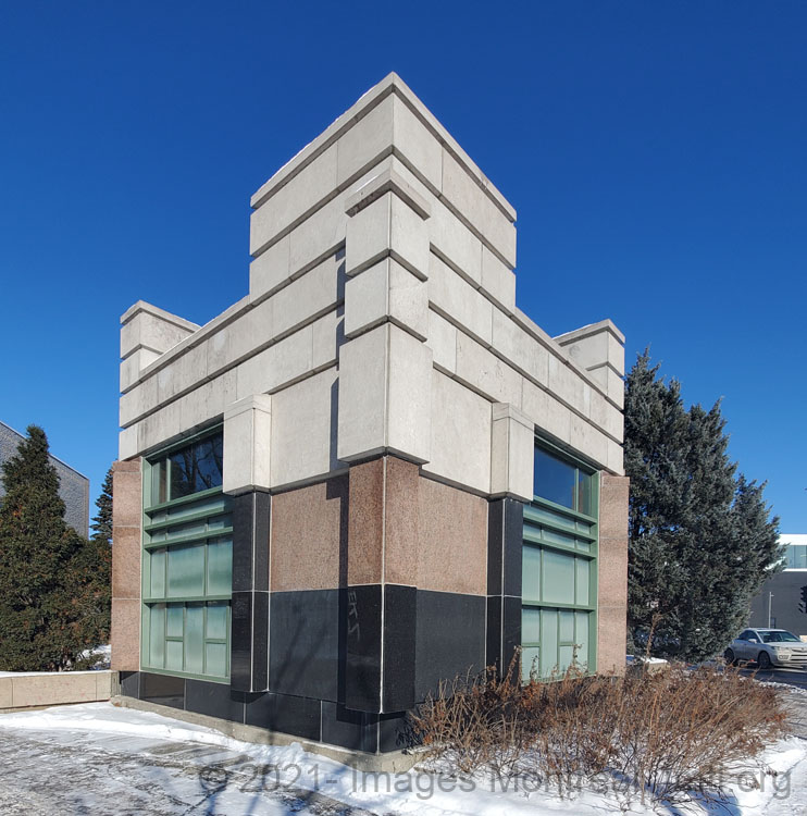 /Acadie Metro Station