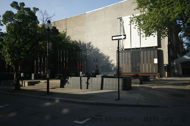 /AIDS victims Monument