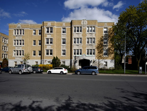 /Redfern Apartements 