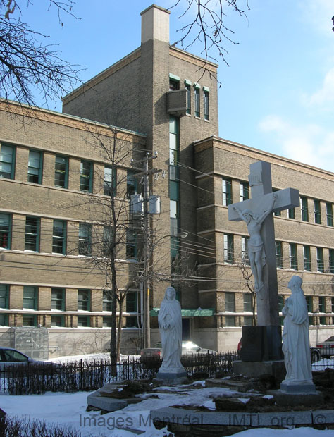 /Notre-Dame De La Defense School