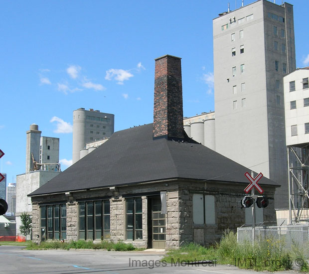 /Riverside pumping station