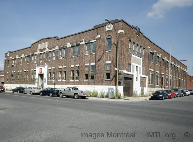 /Coca-Cola Warehouse