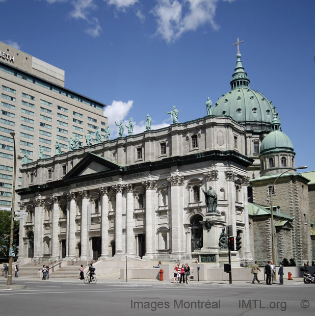 /Mary Queen of the World Cathedral