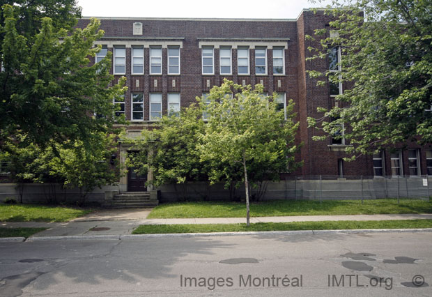 /Chomedey de Maisonneuve School