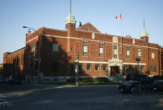 /The Canadian Grenadier Guards Armoury