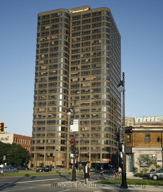 /Place du Parc (Air Transat) Tower