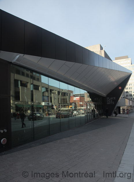 /Place des Arts New Hall