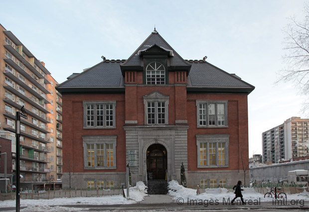 /Victoria School