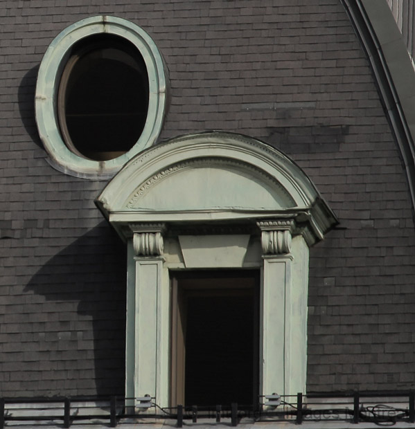 Fronton_circulaire