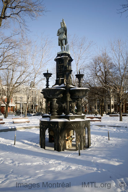 /Jacques Cartier Monument