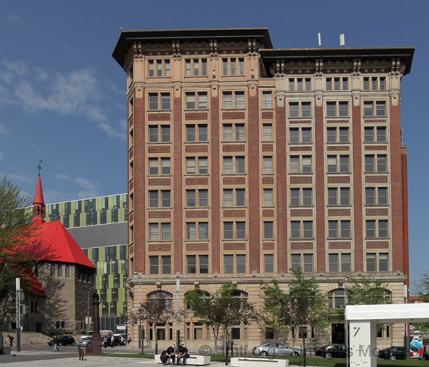 /Bell Ontario Street Building