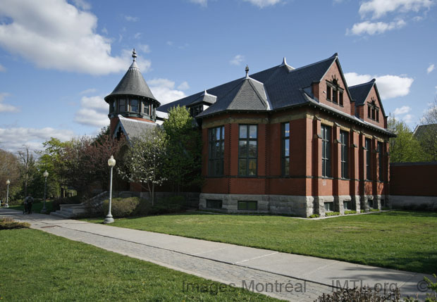 /Bibliothèque publique de Westmount